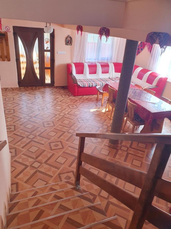 Cabana Georgiana Maria Ghetari Buitenkant foto