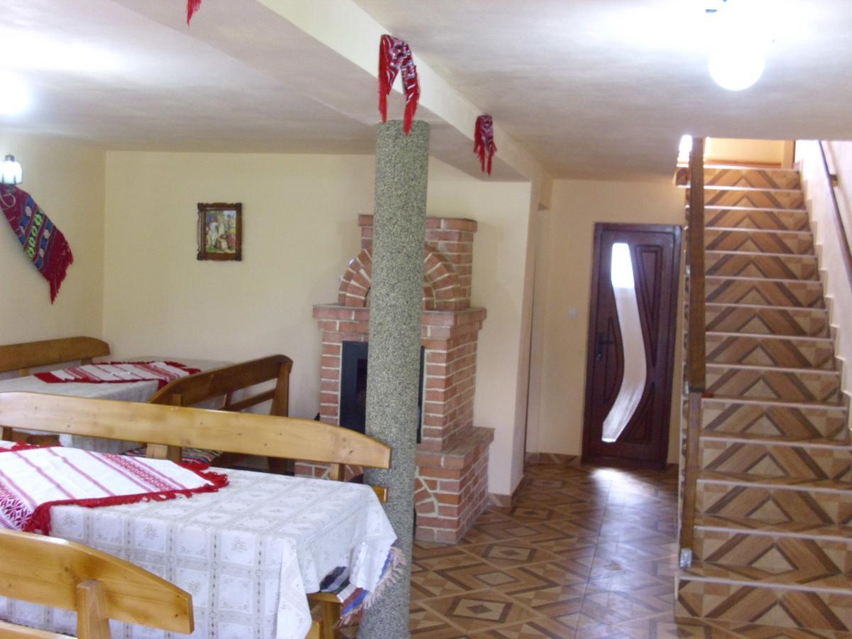Cabana Georgiana Maria Ghetari Buitenkant foto